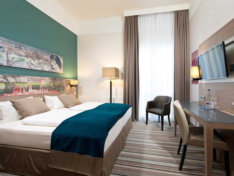 Hotel Leonardo Olympiapark 4*