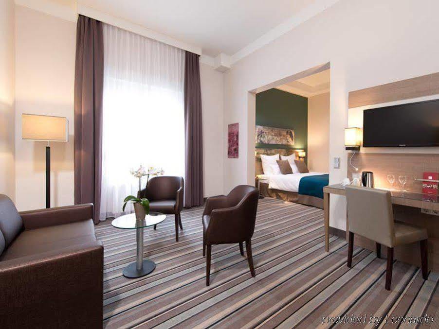 Leonardo Olympiapark Hotel 4*