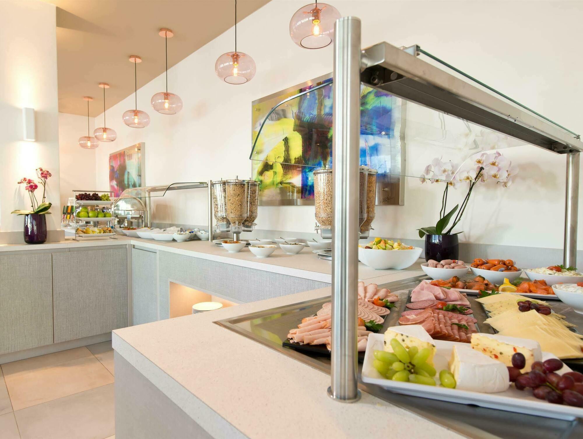 Hotel Leonardo Olympiapark 4*